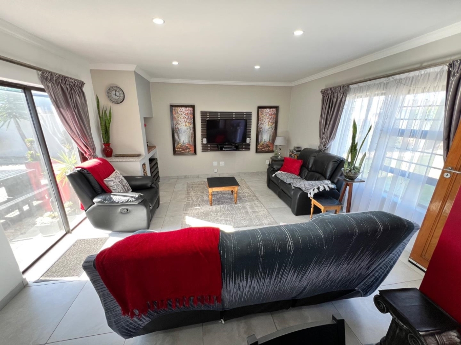 3 Bedroom Property for Sale in Fountains Estate Eastern Cape